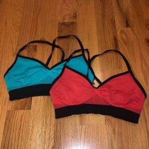 Lululemon- seamless bras w. adjustable straps sz 6